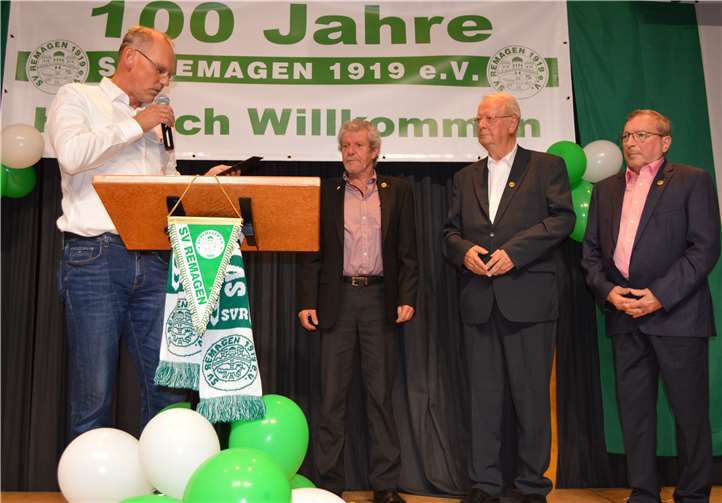 Bei der vereinsinternen Ehrung v.l.: Florian Gottschalk, Hans-Jakob „Jackie“ Güttes, Hans „Cem“ Meyer und Paul Schuster.