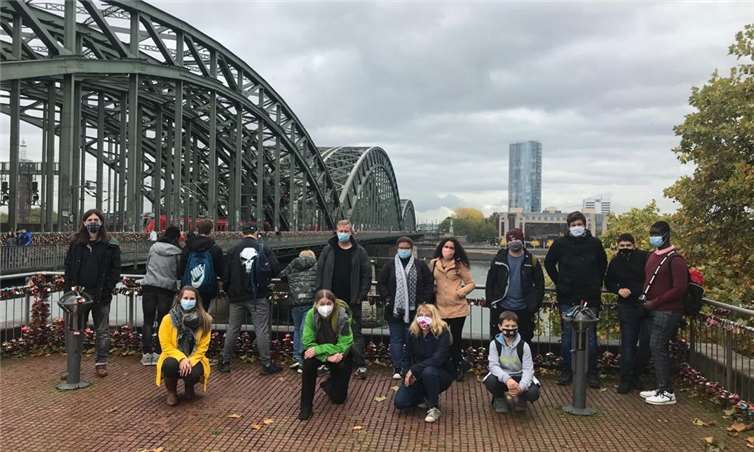 Bei der zweiten Woche stand u.a. eine spannende Stadtrally durch Köln und ein Besuch der MMC Film Studios an.