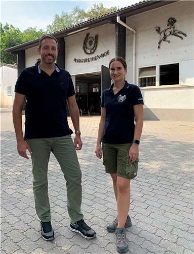 Bei einem Termin vor Ort gewährte Sarah Doetsch dem FWG-Oberbürgermeisterkandidaten Christian Greiner einen umfangreichen Einblick in ihren Margarethen-Hof, den die Andernacherin mit ihrem vierköpfigen Team bewirtschaftet.. Quelle: FWG Andernach