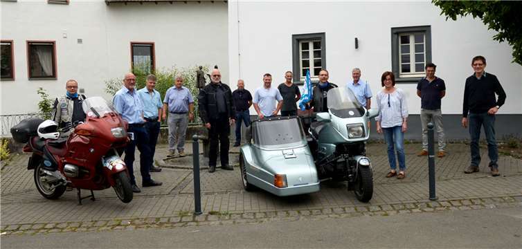 Bei einem gemeinsamen Treffen mit Ortsbürgermeister/innen aus verschiedenen Orten der Verbandsgemeinden Adenau und Altenahr und Vertretern des BVDM in Kesseling, stand das Thema Motorenlärm im Vordergrund.Foto: privat
