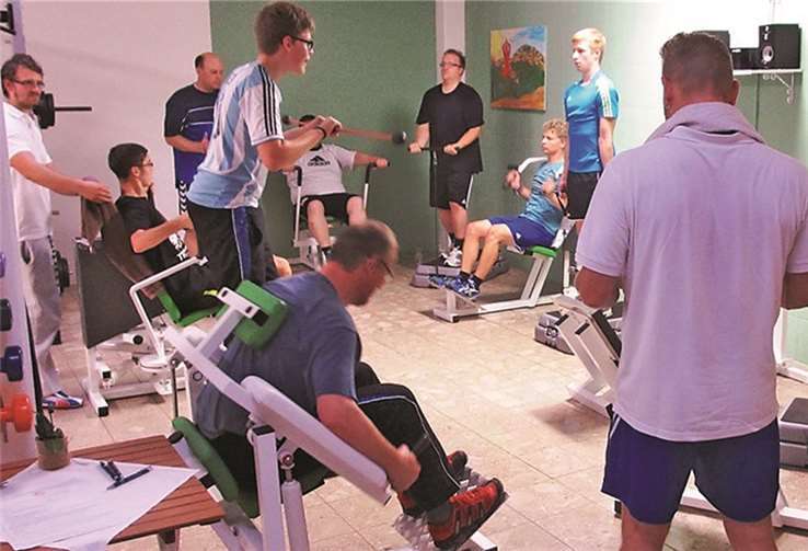 Bei einem speziellen Zirkeltraining wurden die Handballer auf die neue Saison vorbereitet. privat