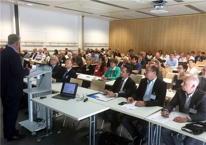 Bei einer Fachtagung wurde die onlinestadt-hg.de vorgestellt.Foto: Bernd Düsterdiek, Deutscher Städte und Gemeindebund