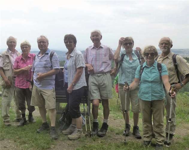 Bei einer Rast konnte sich die Gruppe an der wunderbaren Aussicht erfreuen. privat