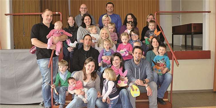 Bei frühlingshafter Stimmung wurde auch das 3. Osterbasteln zu einem Spaß für die ganze Familie. privat