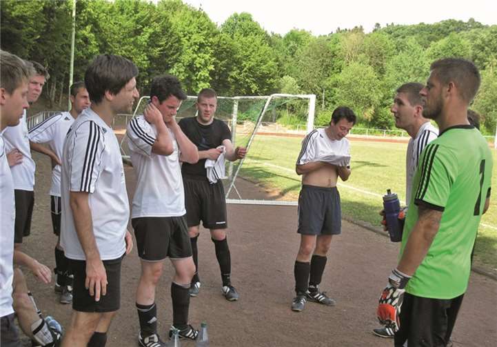 Bei hohen Temperaturen kamen die Spieler schon mal ins Schwitzen.privat