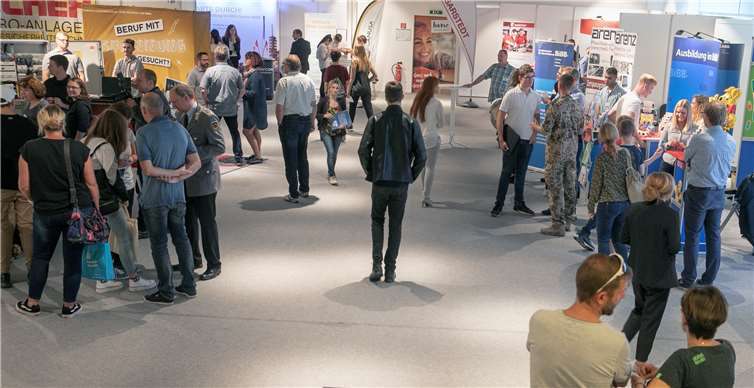 Bei ihrer 20. Auflage war die Rheinbach Ausbildungsmesse erneut hervorragend besucht. Fotos: JOST
