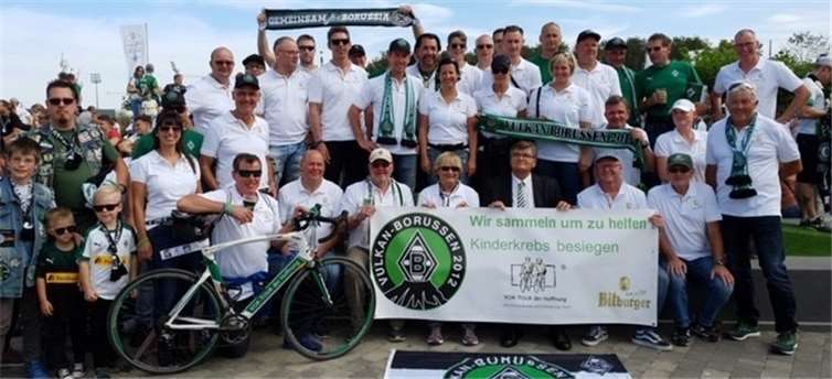 Bei optimalen äußeren Bedingungen und einer hervorragenden Organisation waren mehr als 25 Fans mit den Fahrrädern unterwegs.Foto: privat