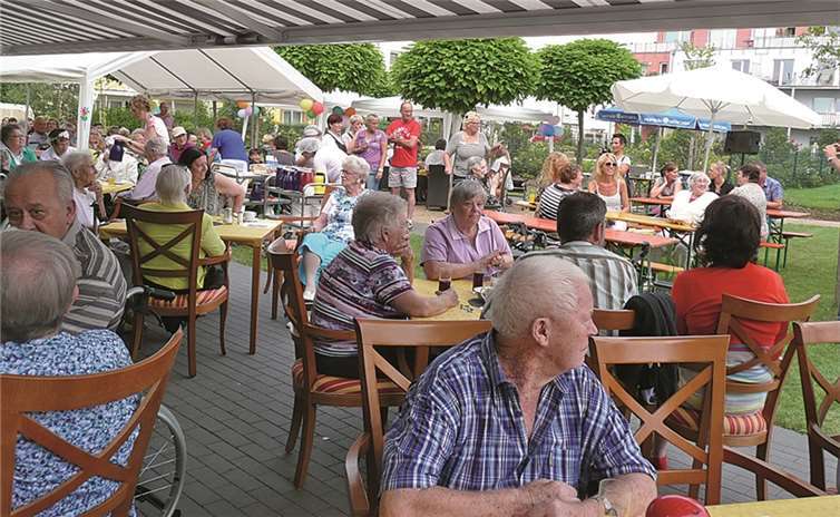 Bei schönem Wetter wurde das Sommerfest zu einem besonderen Erlebnis. privat