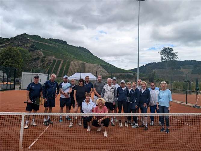Bei schönstem Tenniswetter erschienen Ende August viele Mitglieder und Neuinteressierte auf der Tennisanlage.  Foto: privat