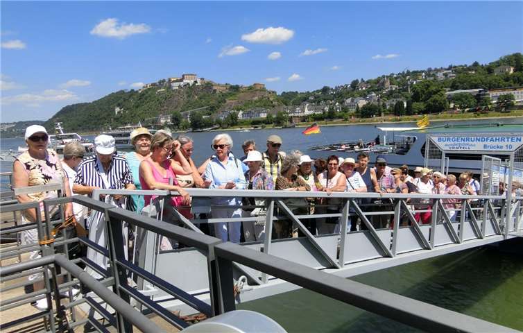 Bei strahlendem Sonnenschein genossen die Mitglieder der Rheuma-Liga ihren Jahresausflug.privat