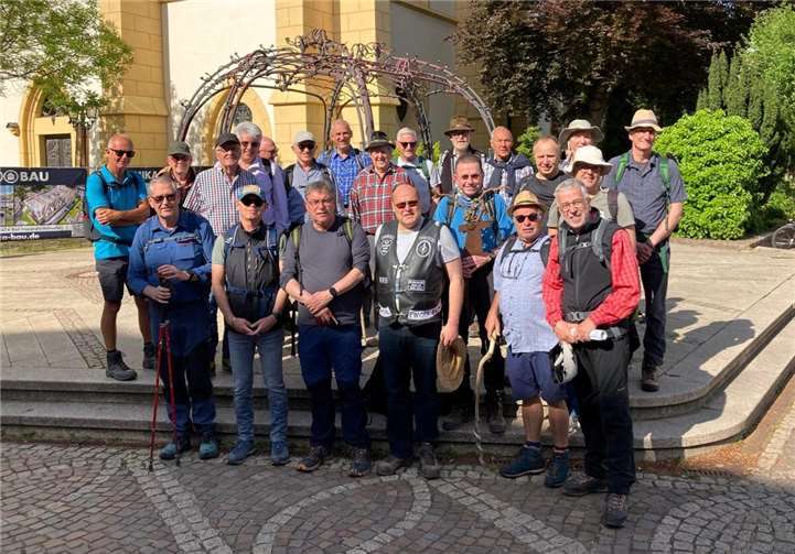 Bei traumhaftem Sommerwetter machte man sich auf den Weg.  Foto: privat