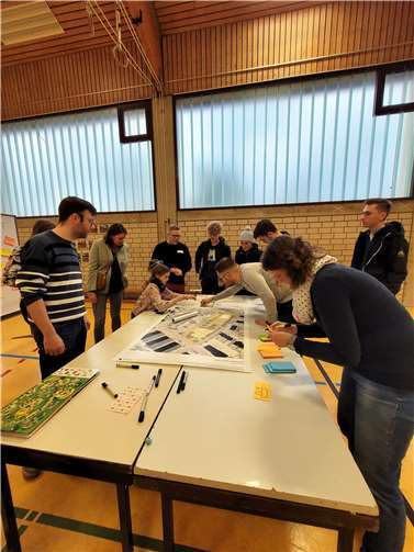 Bei verschiedenen Beteiligungsformaten zu Bendorfer Spielplätzen und Freizeitflächen konnten Kinder und Jugendliche sowie Eltern sich intensiv einbringen.  Foto: Artzdorf