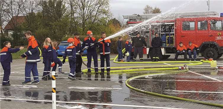Bei verschiedenen Einsätzen und Übungen konnten die Jugendlichen ihr Können unter Beweis stellen. privat