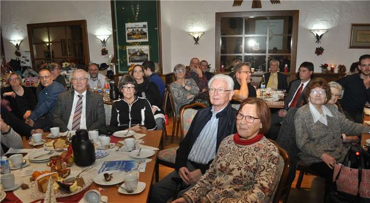Bei vorweihnachtlicher Stimmung ließ man ein ereignisreiches Jahr ausklingen.Fotos: privat
