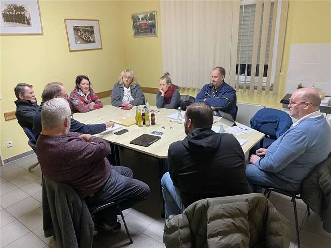 Beid der Fraktionssitzung der FWG Maifeld. Quelle: FWG Maifeld