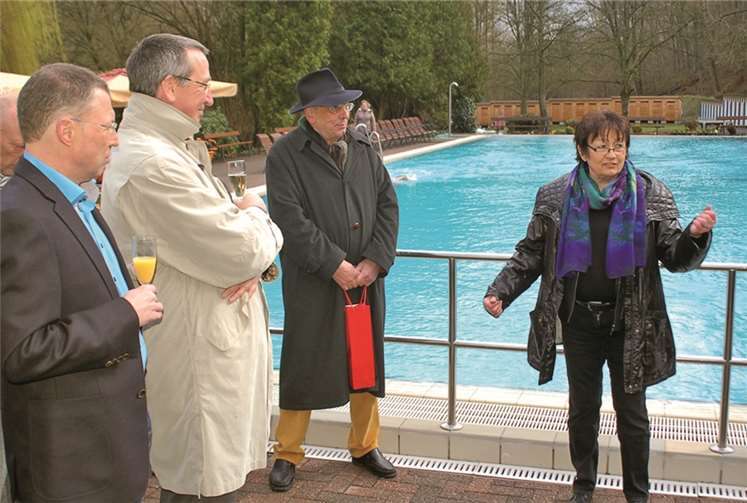 Beigeordnete Charlotte Hager begrüßte die Gäste aus Politik und Wirtschaft.