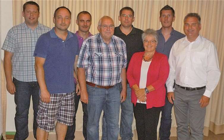 Beigeordnete des Gemeinderates nehmen ihre Arbeit auf.  Privat