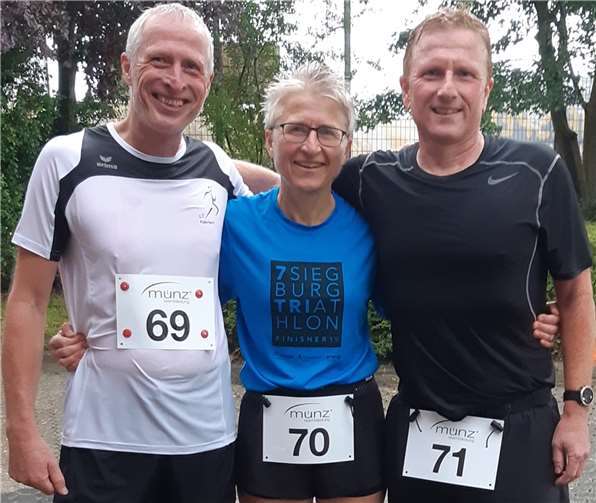 Beim 30. Weitersburger Volkslauf waren Jörg Dittrich, Birgit Hauser und Christoph Mauel erfolgreich. Foto: Lauftreff Puderbach