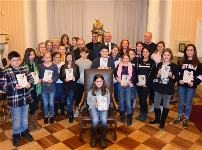 Beim 59. Vorlesewettbewerb stellten insgesamt 19 Teilnehmerinnen und Teilnehmer aus dem Kreis Neuwied ihr Können unter Beweis. Den 1. Platz belegte Hanna Meier vom Rhein-Wied-Gymnasium in Neuwied.