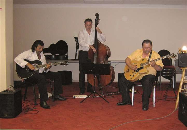 Beim Abend der Völkerverständigung werden die Gäste auch musikalisch unterhalten. privat