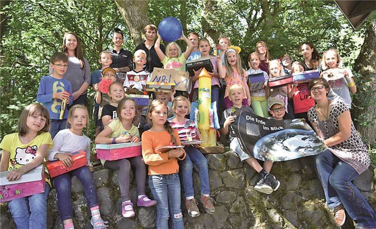 Beim Abschluss der Ferienfreizeit auf dem Willscheider Berg hatten die Kinder Gelegenheit, ihren Eltern zu zeigen, was sie während der zum Thema „Sterne“ gelernt hatten. JSB