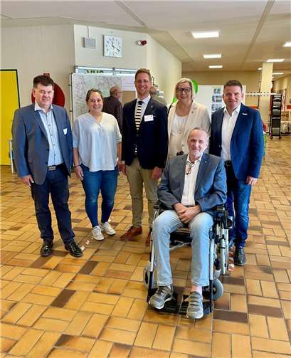 Beim Aktionstag Starkregen- und Hochwasserschutz in Wachtberg-Berkum wurde interkommunale Zusammenarbeit demonstriert. Foto: Gemeinde Wachtberg