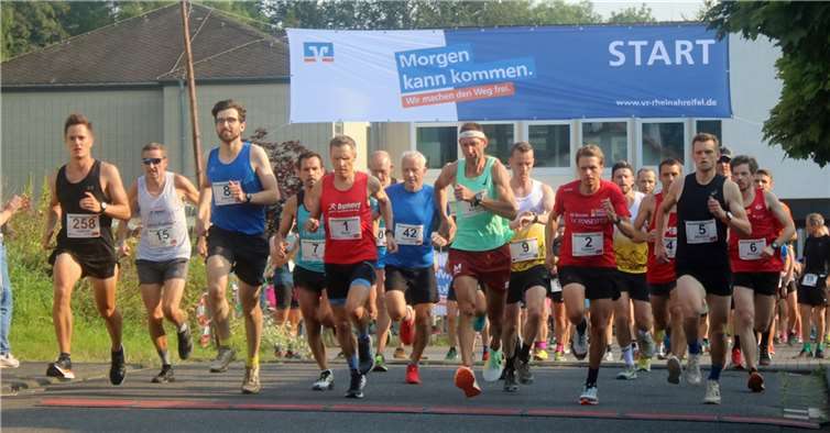Beim Bärenkopplauf starteten 225 Läuferinnen und Läufer.  Foto: Josef Hoß/VfL Waldbreitbach
