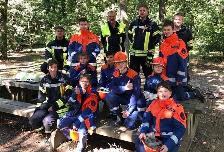 Beim Berufsfeuerwehrtag konnten die Jugendlichen viel lernen.Foto: Jugendfeuerwehr Seenplatte