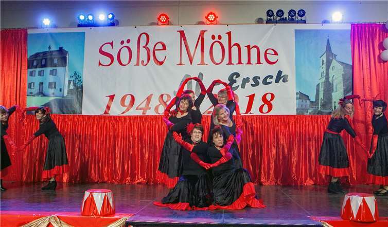 Beim Bohnenball in Altendorf-Ersdorf hatten die „Hätzblättchen“ einen sehenswerten Auftritt.  JOST