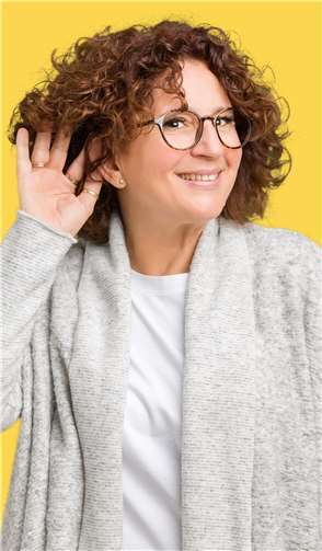 Beim Erlebnistag im Fachgeschäft Hörakustik BECKER werden viele Fragen beantwortet.Foto: ©istockphoto_AaronAmat