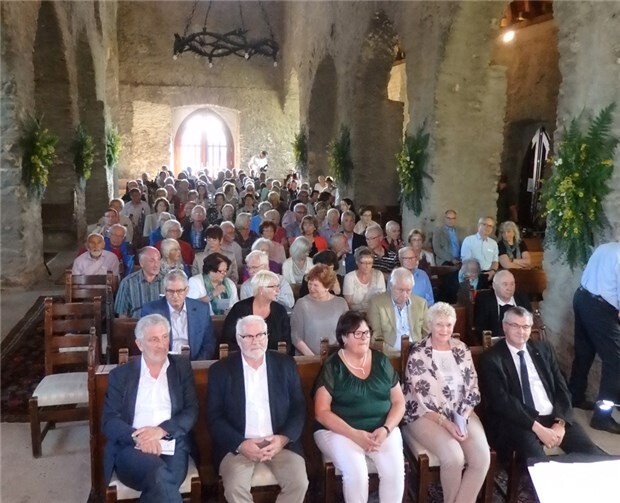 Beim Eröffnungskonzert in der Bleidenberg Kirche waren wie Besucher anwesend, darunter auch Landrat Dr. Alexander Saftig. privat