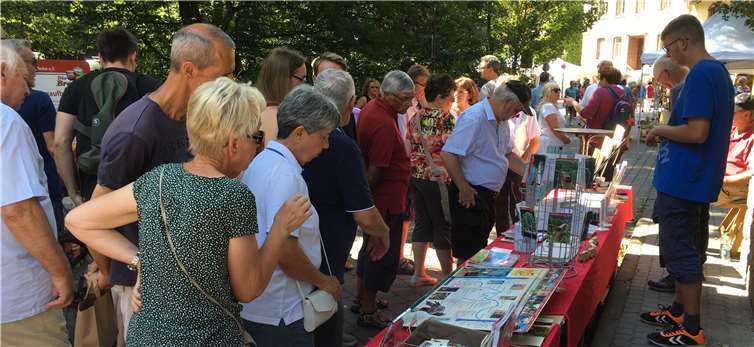 Beim Handwerkermarkt in Grenzau gibt es viele Infos rund um die „Brex“. Foto: privat