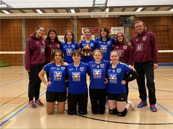 Beim Heimspieltag waren die Vallerer Mädchen doppelt erfolgreich.  Foto: privat