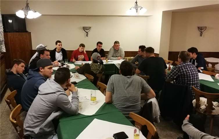 Beim JGV Buschhoven gab es viel zu besprechen.privat