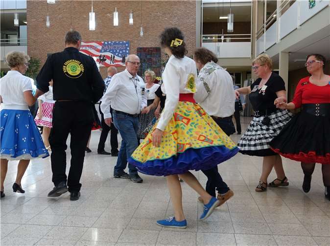 Beim Kannenbäcker Square Dance wurden anspruchsvolle Figuren getanzt. Fotos: privat