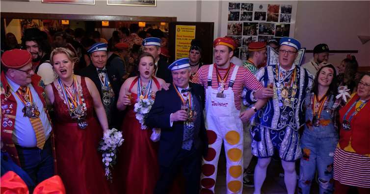 Beim Lumpenball wurden die besten Kostüme ausgezeichnetFoto: privat