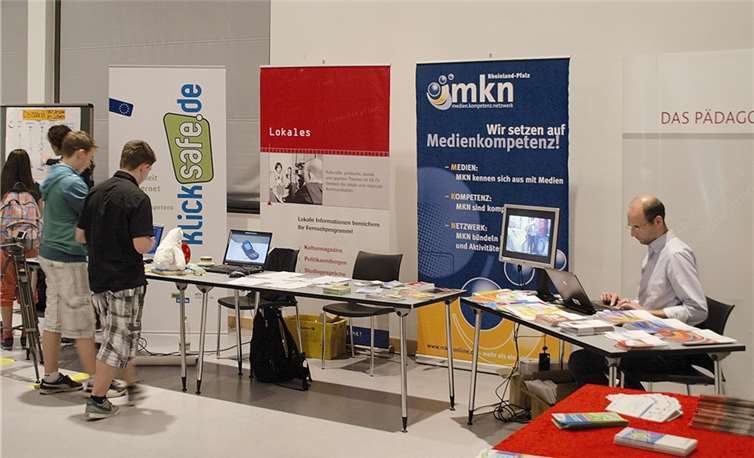 Beim Markt der Möglichkeiten gab es viele Informationen zum Thema Medien. -US-