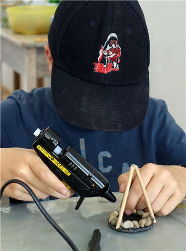 Beim Modellbau war Fingerspitzengefühl gefragt.