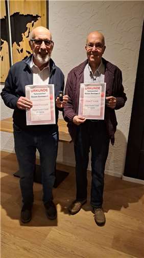 Beim Neujahrstreffen des TTC Torney e.V. wurden Friedrich Fensterseifer und Josef Link für ihre langjährige aktive Tischtenniszeit geehrt.  Foto: TTC Torney