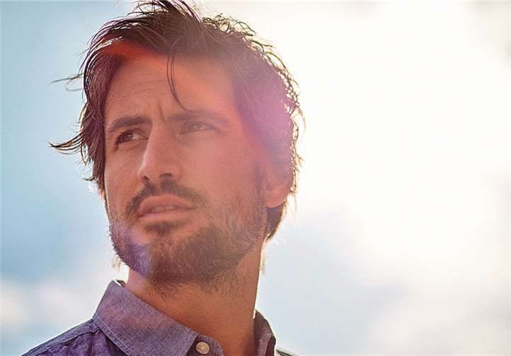 Beim Open-Air-Festival wird Tom Beck sein komplett deutsches Album „so wie es ist“ vorstellen. privat