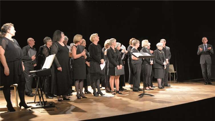 Beim Partnerschaftstreffen in der französischen Partnerstadt gab der Fauviller „Chorale“, ein gemischter Gesangverein, ein feierliches Konzert.