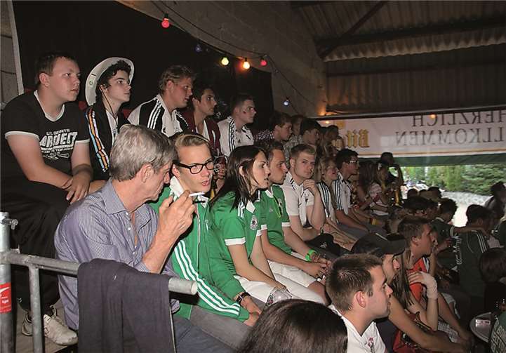 Beim Public Viewing wird wieder eine tolle Atmosphäre herrschen. privat