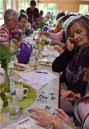 Beim Quiz kamen viele Besucher ins Grübeln.