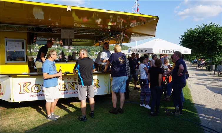 Beim Rheinuferfest treffen sich Kripper und Gäste von auswärts.