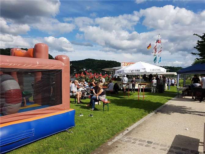 Beim Rheinuferfest wird ein tolles Programm geboten.  Foto: privat