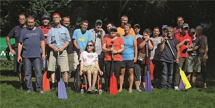 Beim Schnupperpaddeln und anschließendem Grillen verbrachten die Bewohner des Klosters Ebernach ein paar schöne Stunden mit dem Post SV.privat