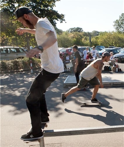 Beim Skateboard-Contest zeigten die jugendlichen Skateboardfahrer ihr Können.