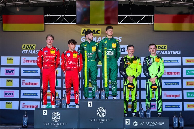 Beim Sonntagsrennen ging es aufs Podium.