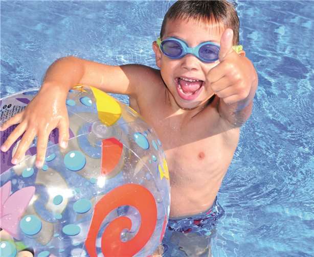 Beim Spielnachmittag, am 26. April, können sich die Kids auf den Wasserspiel-Figuren austoben. Stadtwerke Mayen GmbH