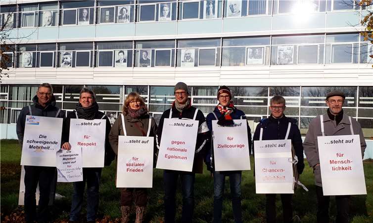 Beim Tag der Demokratie setzte die Neustädter und Vettelschoßer Gruppe ein deutliches Zeichen. Foto: privat